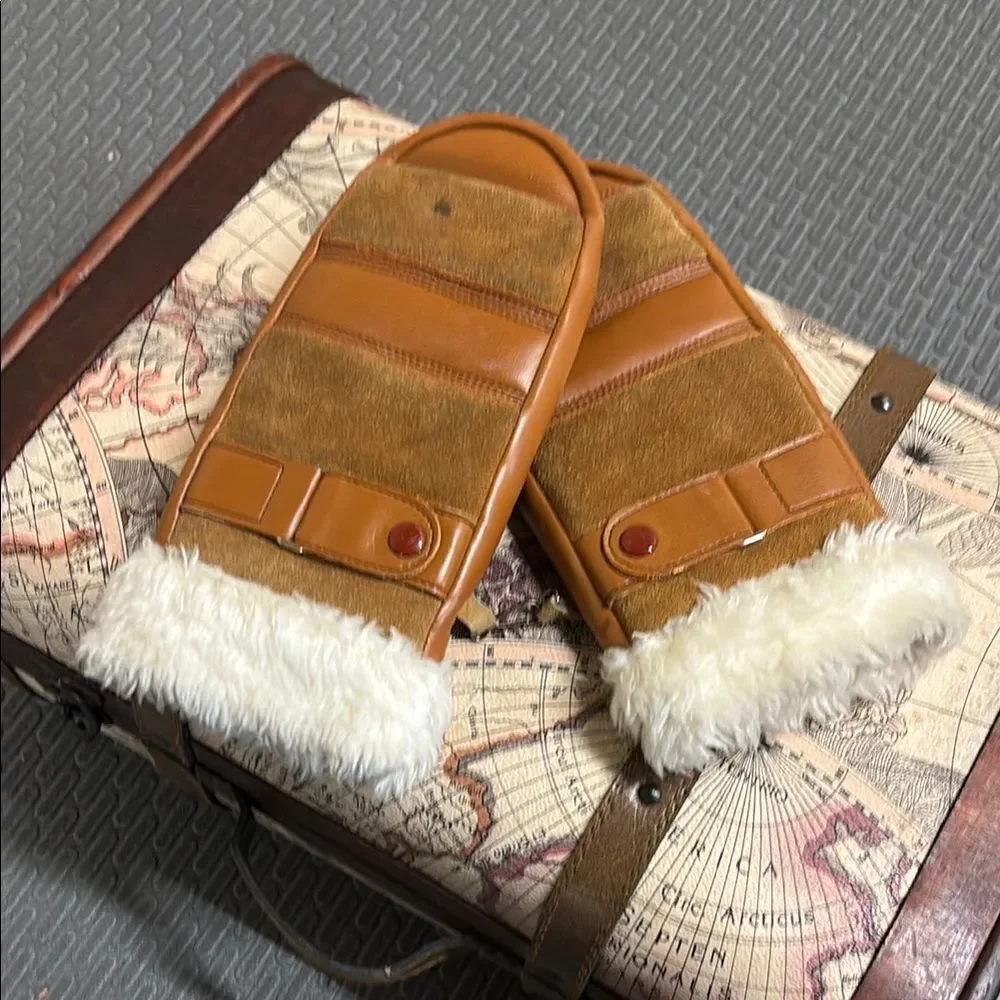 100% genuine leather Brown and Tan Mittens with Faux Fur Trim